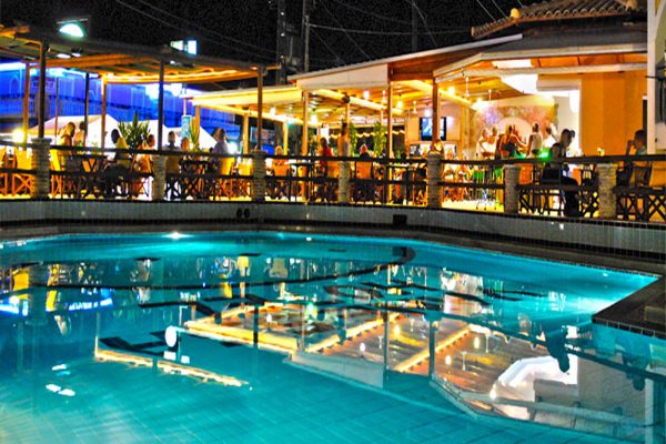 vanessa pool bar hotel kalamaki