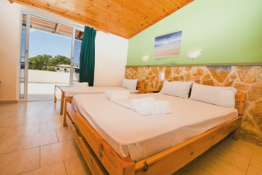 HOTELS IN ZANTE